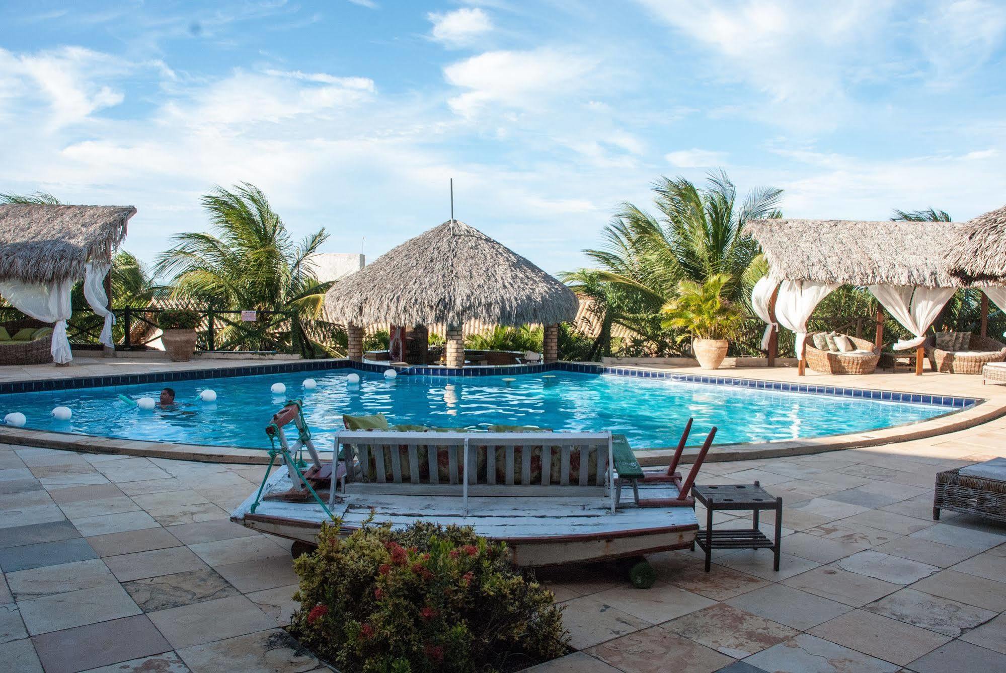 Pousada Aruana Canoa Quebrada Exterior photo